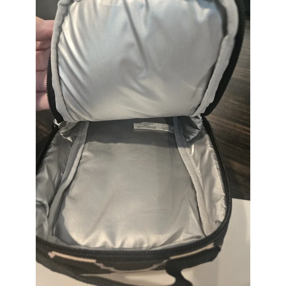 Skip Hop Baby Wipe Travel Case With Insulated Black And White Carry Case Bag